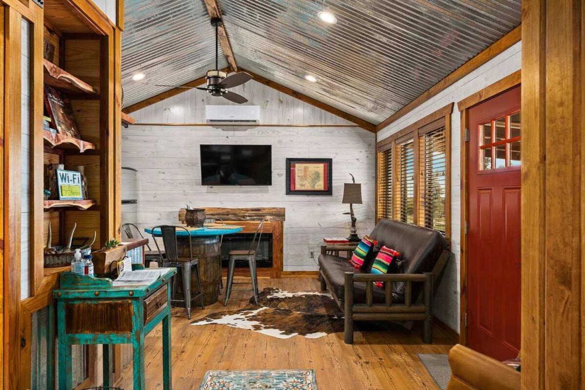 Rockin' R - Rustic Star Cabin Fredericksburg Exteriör bild